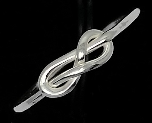 Sterling Silver Wire Infinity Knot Ring Size 4 (#403)
