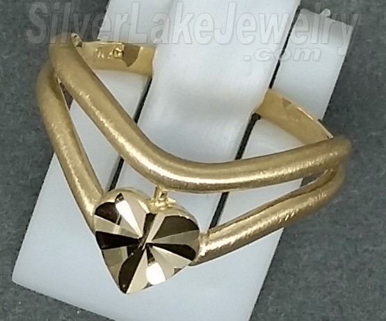 14K Gold Split Shank Diamond-Cut Heart Ring size 7 - Click Image to Close